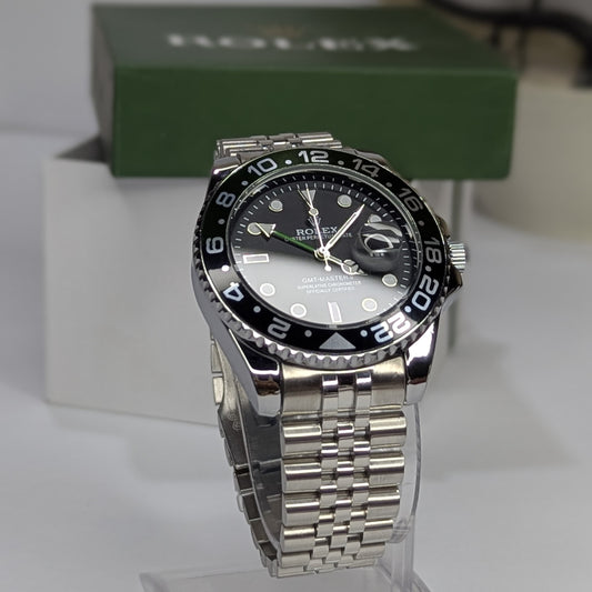 GMT model green