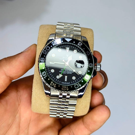 GMT model green